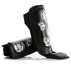 Punch Lightweight MMA / Muay Thai Shin Guards / Pads - Black
